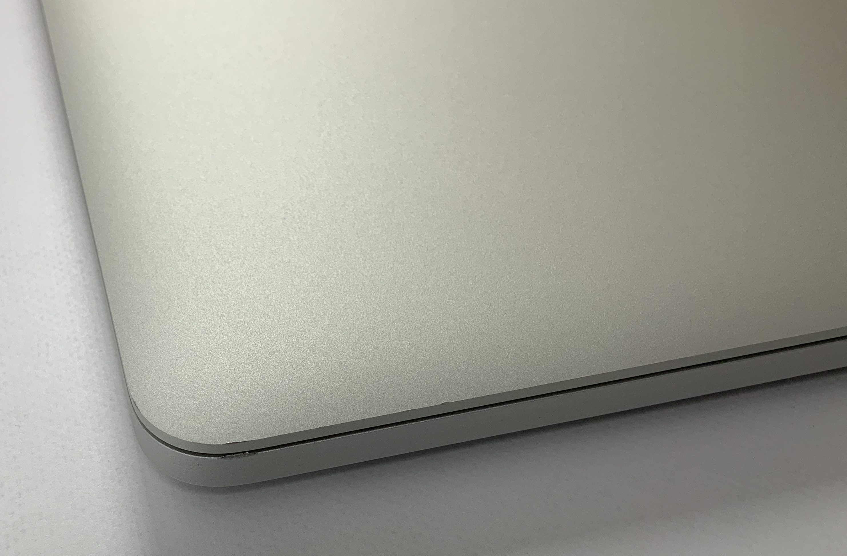 2015 macbook pro 13 2.7 i5 8gb ram